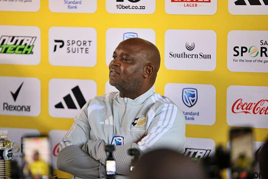 'Đôi khi bạn cần một thầy cúng ngồi cạnh' – Pitso Mosimane