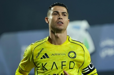 Không ngừng ghi bàn, Ronaldo phá vỡ kỷ lục vĩ đại tại Al Nassr