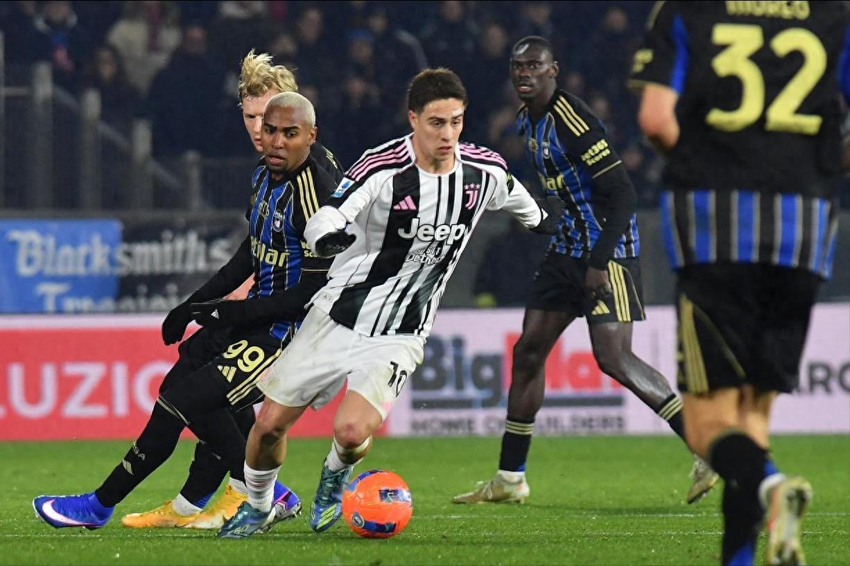 Số 10 của Juventus đưa ra hai yêu cầu gia hạn hợp đồng: mức lương cao nhất trong đội và tăng cường sức mạnh đội bóng