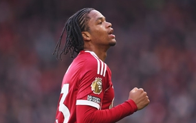 Slot phải mạo hiểm với Ngumoha nếu muốn ngược dòng trước PSG