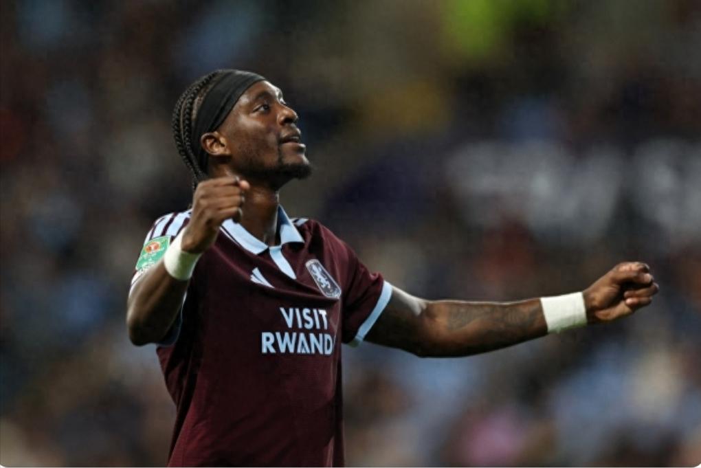 Cuộc đối đầu giữa đội đầu bảng và đội cuối bảng Premier League: Aston Villa thắng Coventry 3-1 trên sân khách, Abraham lập cú đúp giúp đội nhà giành vé đi tiếp.