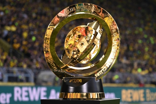 Vì MU, FIFA phải làm ngay một điều