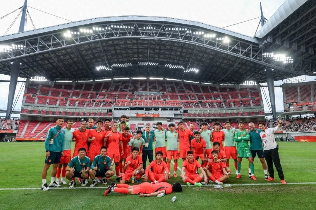 Đội tuyển nam ASIAD vượt qua "bảng đấu tử thần" với tư thế ngẩng cao đầu; điều quan trọng hơn cả vị trí nhất bảng chính là quá trình thi đấu.