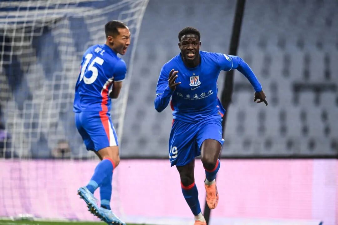 Trận cuối của chuỗi ba trận trên sân đối phương, Shanghai Shenhua nỗ lực trở lại đường đua chiến thắng