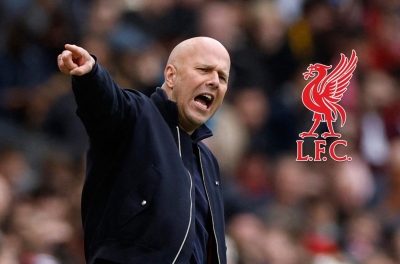 Arne Slot cay đắng thốt lên khi Liverpool sụp đổ trước Aston Villa