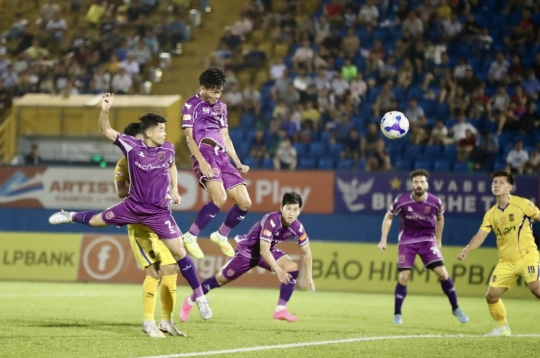 Đội bóng 4 lần vô địch V.League rơi vào giai đoạn tồi tệ nhất lịch sử