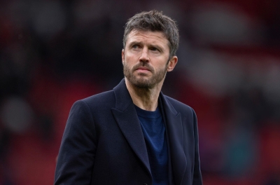 HLV Carrick cảnh báo MU về suất dự Champions League
