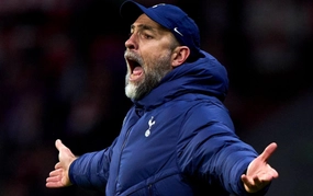 Liverpool - Tottenham: Tudor là sai lầm nghiêm trọng của Spurs