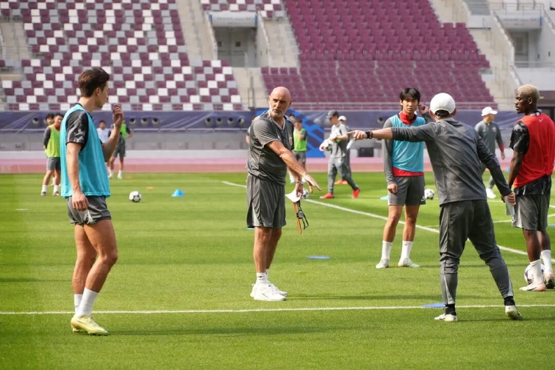 Shanghai Port: Nói về tương lai, tốt nhất là giành chiến thắng đầu tiên ở AFC Champions League trước đã