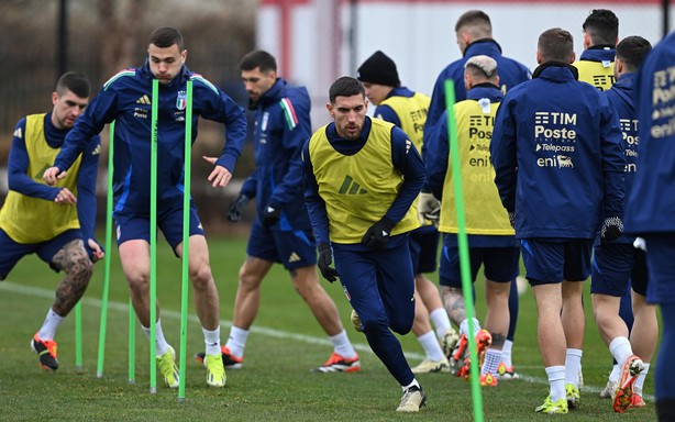 Nhiều kỹ thuật, ít chiến thuật: 'Xây lại từ móng' cho bóng đá Italy