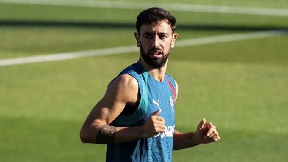 Manchester United có thể bán Bruno Fernandes với giá 60 triệu euro! Rút kinh nghiệm từ Salah, Ratcliffe không loại trừ khả năng bán đội trưởng để xây sân vận động.