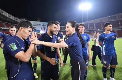 Bị Việt Nam áp sát BXH FIFA, Thái Lan tính kế cho Asian Cup