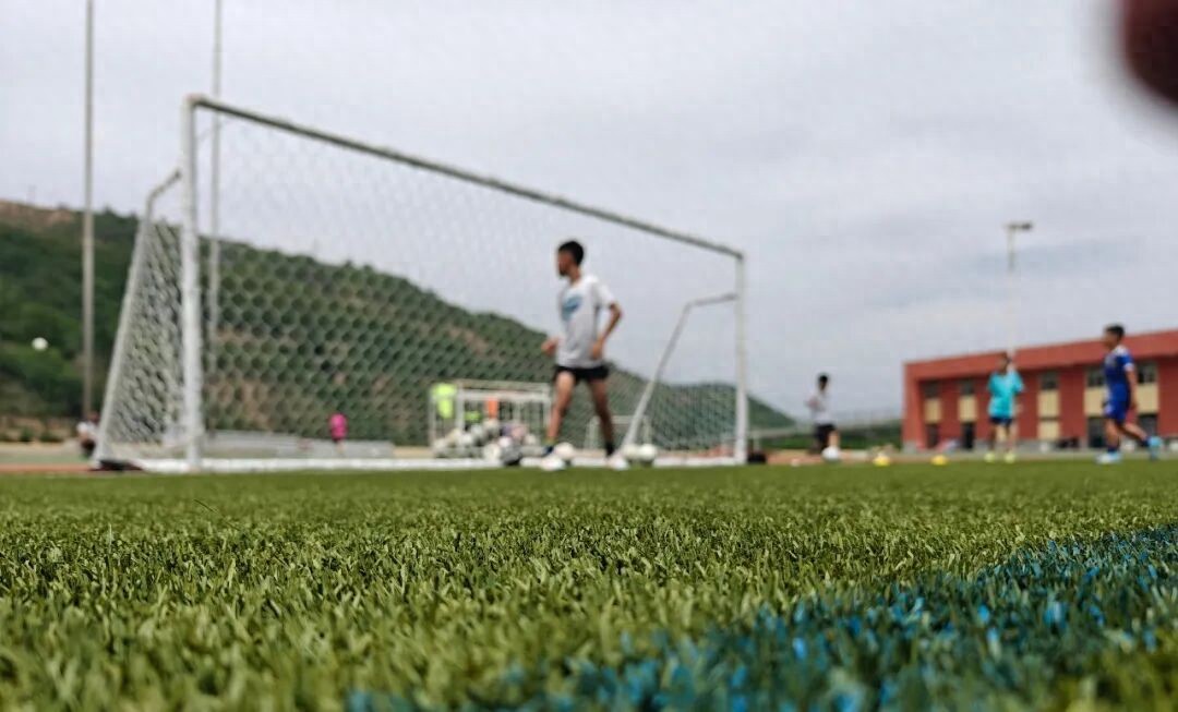 56 năm đam mê dẫn lối, 22 năm miệt mài vun đắp! Chí Đan, Thiểm Tây: Giai điệu tín thiên du trên đầu ngón chân, giấc mơ bóng đá trong huyết quản