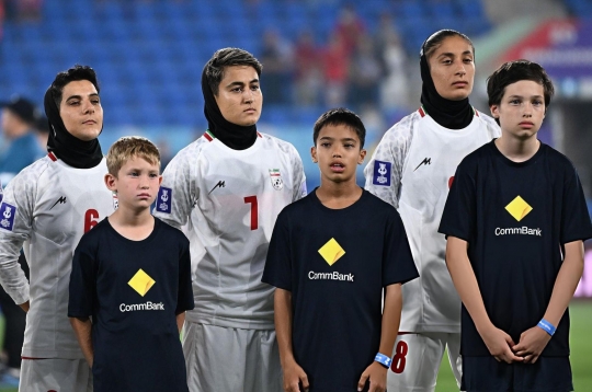 NÓNG: 5 cầu thủ Iran xin tị nạn ở Australia sau VCK Asian Cup