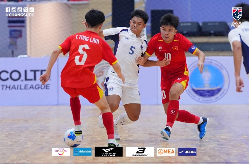 Truyền thông Indonesia bất ngờ lo lắng khi Việt Nam thua 1-5 Thái Lan