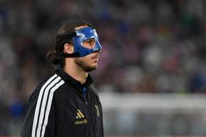 Thủ môn Kamil Grabara của Juventus trải qua phẫu thuật đầu gối sau khi đứt dây chằng chéo trước