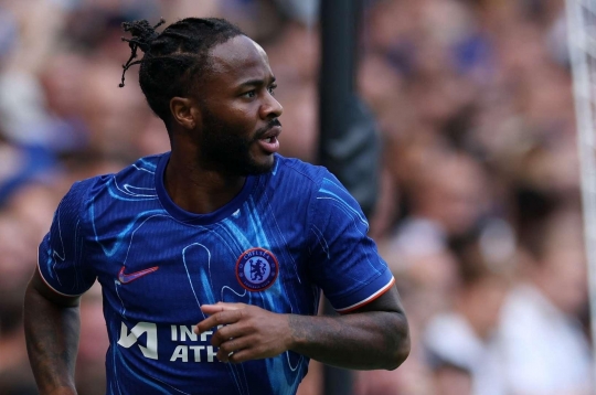 Choáng với số tiền Sterling được nhận để rời Chelsea