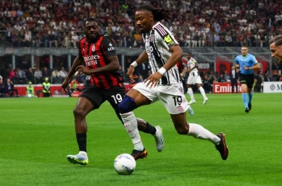 AC Milan và Juventus giằng co nghẹt thở trong trận cầu căng não