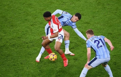 Ngôi sao Arsenal bất ngờ tiết lộ nguồn sức mạnh đặc biệt từ ánh sáng Phật Pháp