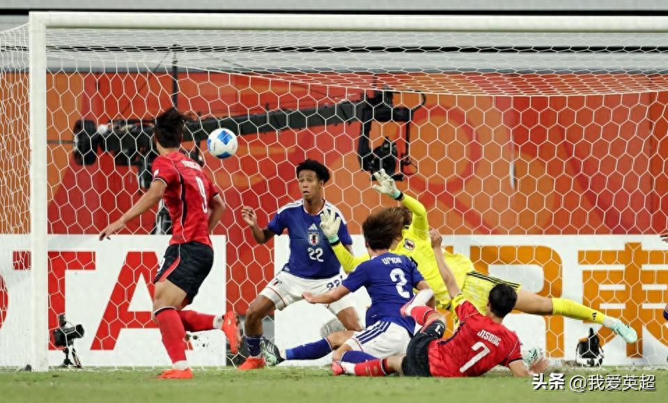 1-0! Đội tuyển nam Hàn Quốc bảo vệ thành công huy chương vàng ASIAD, giành chức vô địch lần thứ 4 liên tiếp, đánh bại Nhật Bản ở chung kết 3 kỳ liên tiếp, ngôi sao đang chơi tại Championship ghi bàn quyết định.