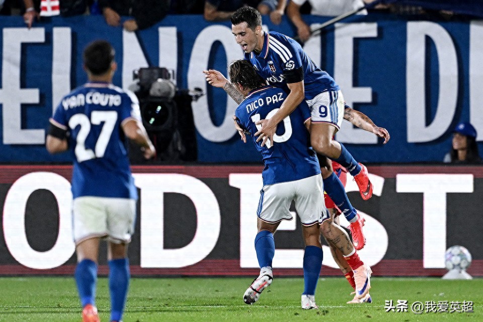 4-1! HLV 39 tuổi dẫn dắt đội bóng hạ gục đội xếp thứ 3 Bundesliga tại Champions League, bất bại 4 trận đầu mùa, trở thành đội mới duy nhất giành chiến thắng.