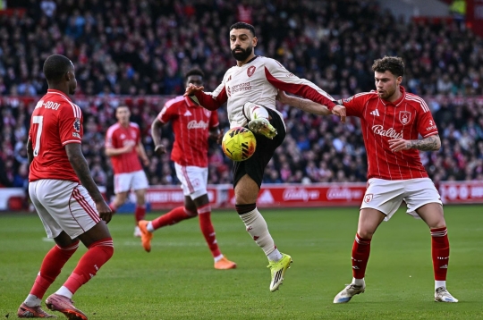 Trực tiếp Nottingham Forest 0-0 Liverpool: Bế tắc