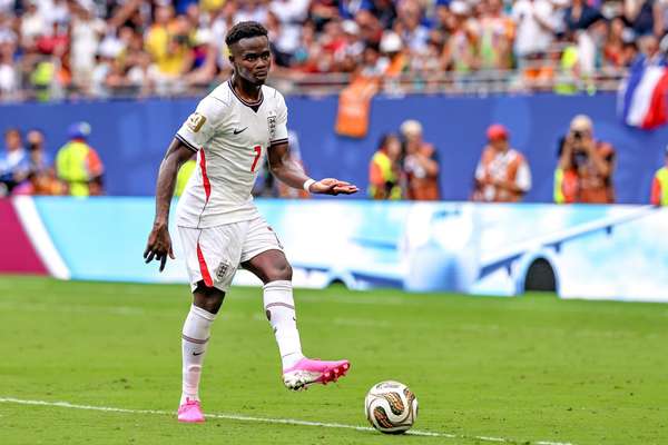 “Vết sẹo trong chúng tôi”: Bukayo Saka thừa nhận tuyển Anh chưa vượt qua nỗi đau trận bán kết World Cup