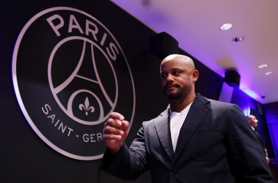HLV Vincent Kompany nhận lệnh cấm chỉ đạo trận gặp PSG tại Cúp C1