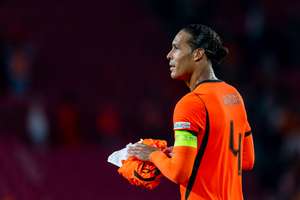 "Không bao giờ dám mơ": Virgil van Dijk biết ơn khi đạt mốc 100 lần khoác áo đội tuyển Hà Lan