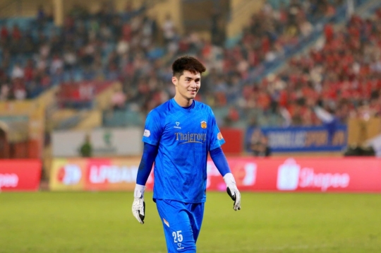 Thủ môn Trung Kiên nói điều bất ngờ sau trận thua 1-3 CAHN