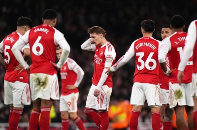 MU khiến Arsenal phải muối mặt ở Ngoại hạng Anh!