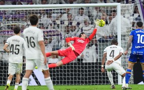 Real Madrid lại thua: Đến lúc nào Perez mới tỉnh ngộ?