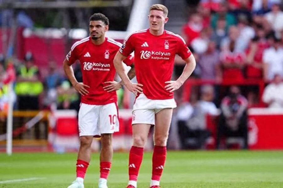 Man United muốn chiêu mộ hai ngôi sao người Anh của Nottingham Forest, nhưng hệ thống lương mới của ông Ratcliffe có thể là trở ngại! Man City có thể chi tiền để cướp mất mục tiêu
