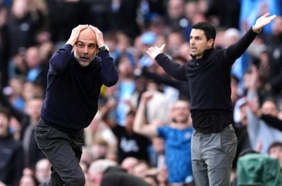 Ngoại hạng Anh 'cua gắt', cuộc đua Arsenal vs Man City nóng lên dữ dội