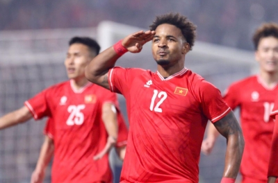 Xuân Son hé lộ tình yêu sâu đậm với Việt Nam qua bộ phim tài liệu về mình