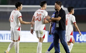 Tuyển Việt Nam đã chơi thế nào trước Thái Lan?
