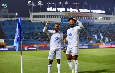 Phung phí cơ hội, Nam Định trả giá phút cuối