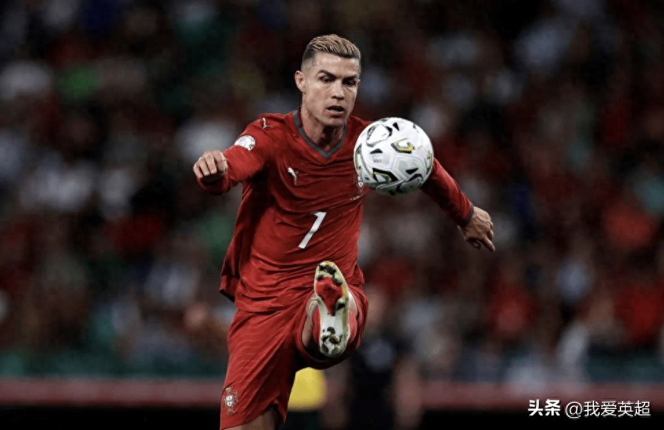 Ronaldo ra tuyên bố quan trọng: HLV trưởng hai lần thất hứa, xin lỗi vì tự ý rời đội tuyển, chấp nhận chịu phạt nặng và vẫn muốn cống hiến cho đội tuyển quốc gia.