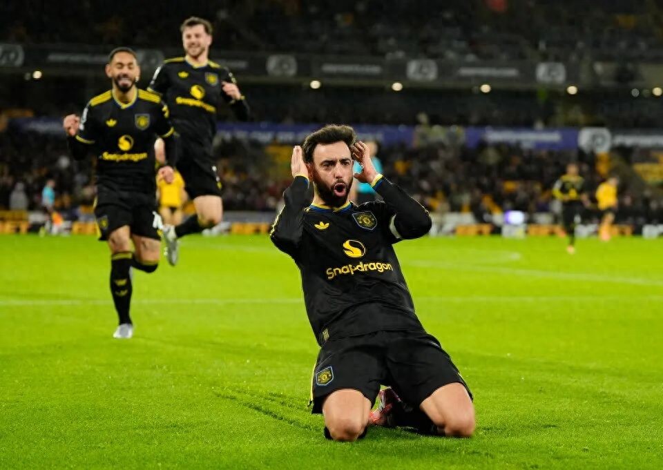 Bruno Fernandes ghi 2 bàn và kiến tạo 1 lần giúp Man United thắng 4-1, vươn lên vị trí thứ 6! Cơ hội dự Champions League còn, nhưng Amrabat cần cải thiện cả công lẫn thủ.