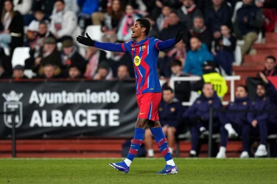 Rashford thăng hoa ở Barca, gửi thông điệp rõ ràng tới MU