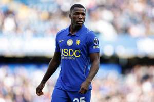"Đội hình hoàn thiện hơn": HLV Chelsea Xabi Alonso ca ngợi tác động của Moises Caicedo
