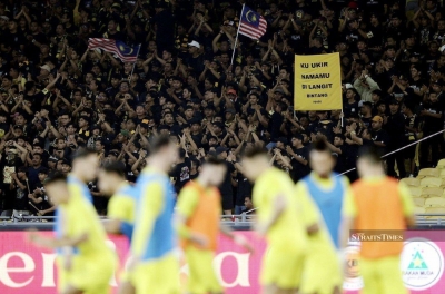 Sếp lớn Malaysia kêu gọi FAM làm một điều giữa tâm bão chỉ trích