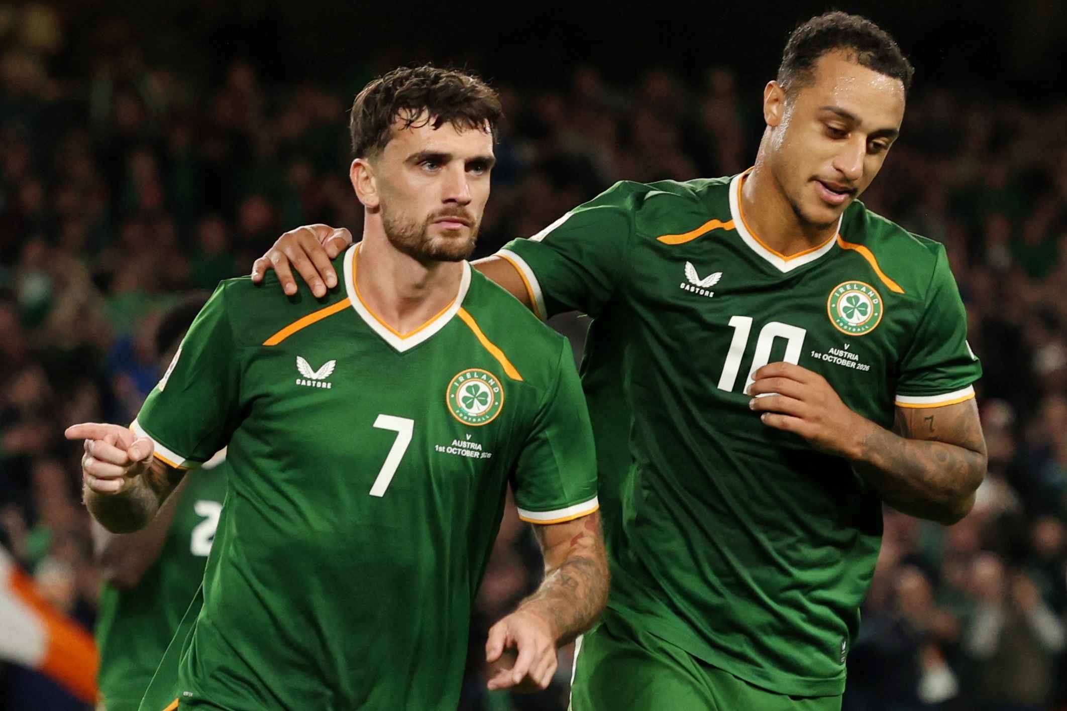 Phép màu của Parrott không đủ khi Áo ngược dòng cầm hòa Ireland.