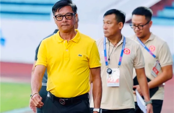 V-League: Sa thải huấn luyện viên trở thành động thái 'chữa cháy' quen thuộc