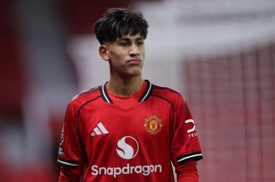 MU nhận tin không thể buồn hơn từ 'Messi của Carrington'