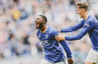 Tân binh Everton: 'Tôi cảm giác như đã thắng MU'