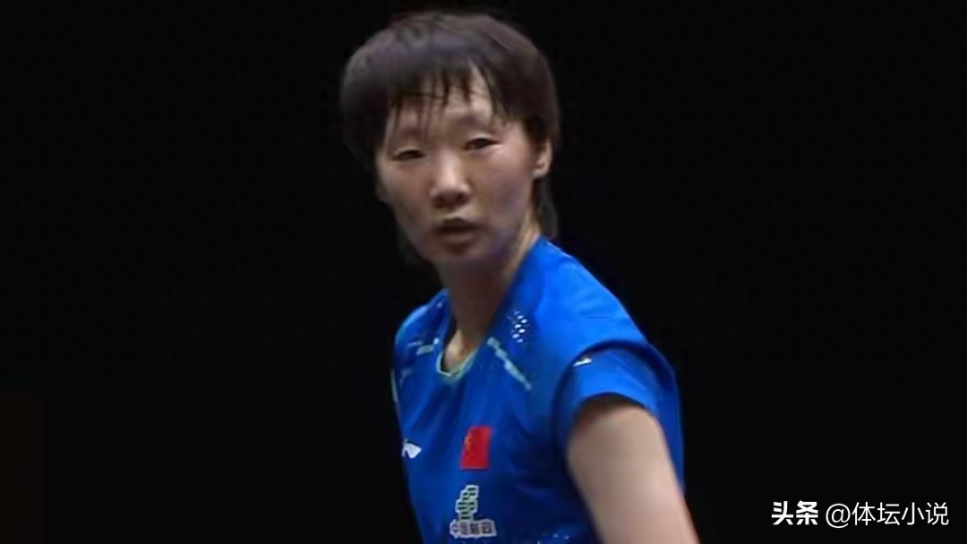 Bản tin chung kết WTT Hồng Kông: Hai trong bốn nữ đơn đã xác định, nhà vô địch thế giới bất ngờ bị loại, Vương Mạn Ức thắng áp đảo