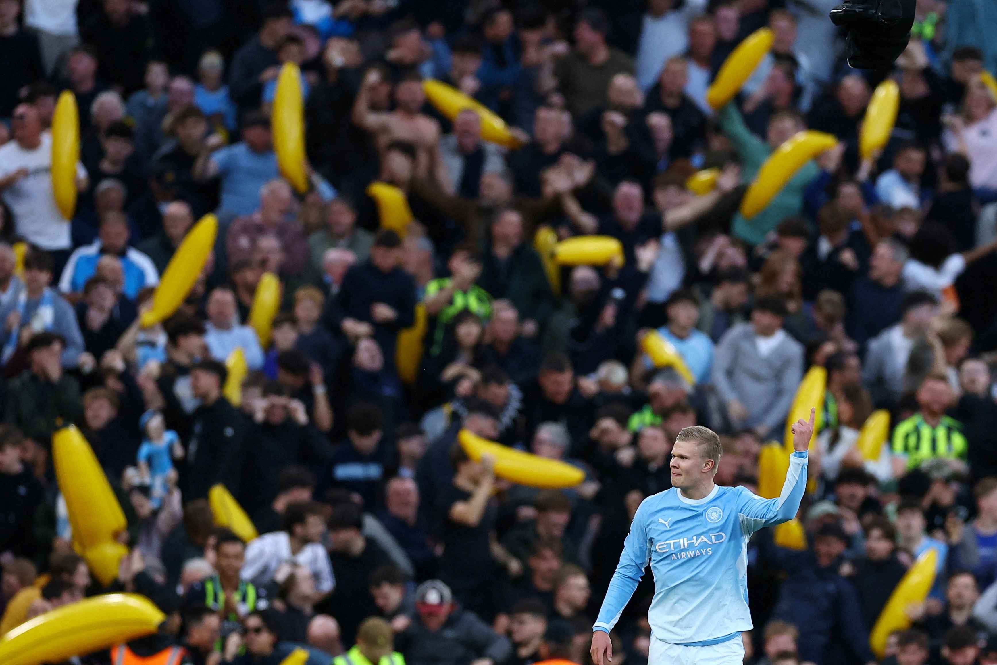 Bóng đen của các cáo buộc bao trùm màn đọ sức Man City vs PSG, Mourinho đối đầu CLB cũ Roma