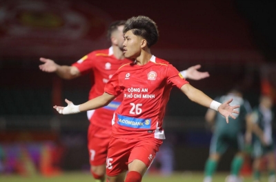 Ghi 4 bàn/6 trận, Việt kiều Khoa Ngô thừa nhận chưa đạt mục tiêu