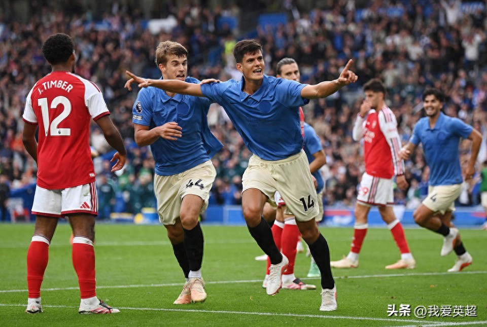 0-3! Nhà vô địch Premier League bất ngờ sụp đổ, chuỗi 7 trận thắng đầu mùa kết thúc + mất ngôi đầu, tiếc nuối kỳ tích 123 năm